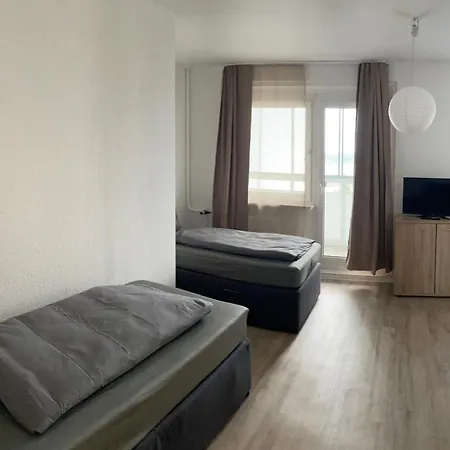 Max شقة نيوبراندنبرغ