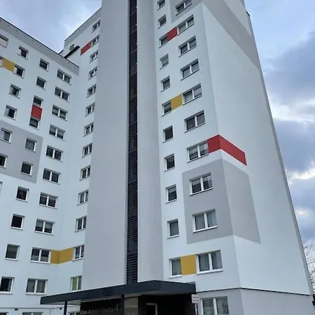 Max Апартаменты Нойбранденбург
